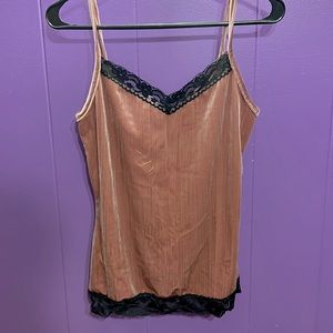 Medium sleep top